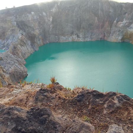 Shila Guest House Kelimutu Esterno foto