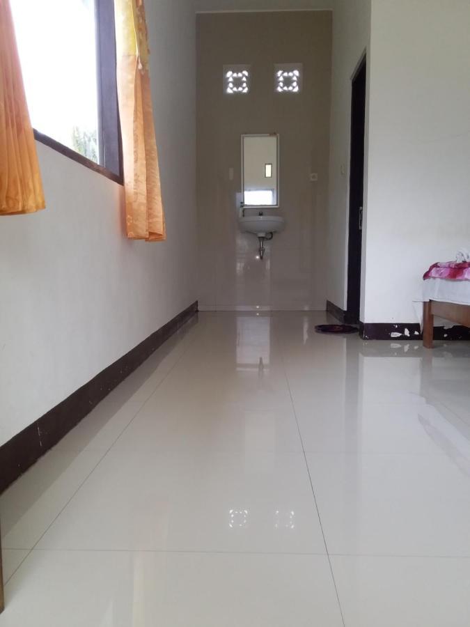 Shila Guest House Kelimutu Esterno foto